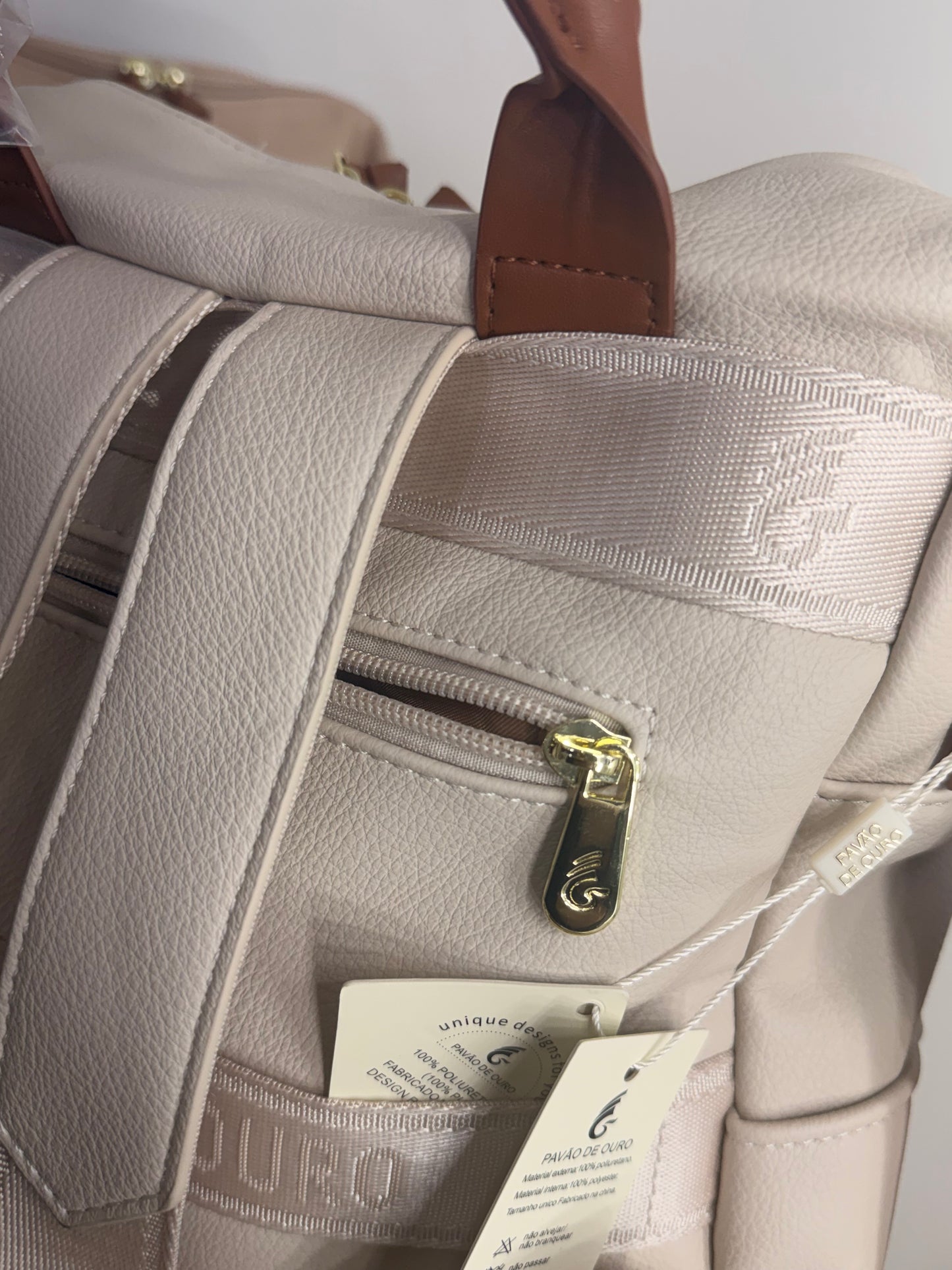 Bolsa mochila pavão de ouro