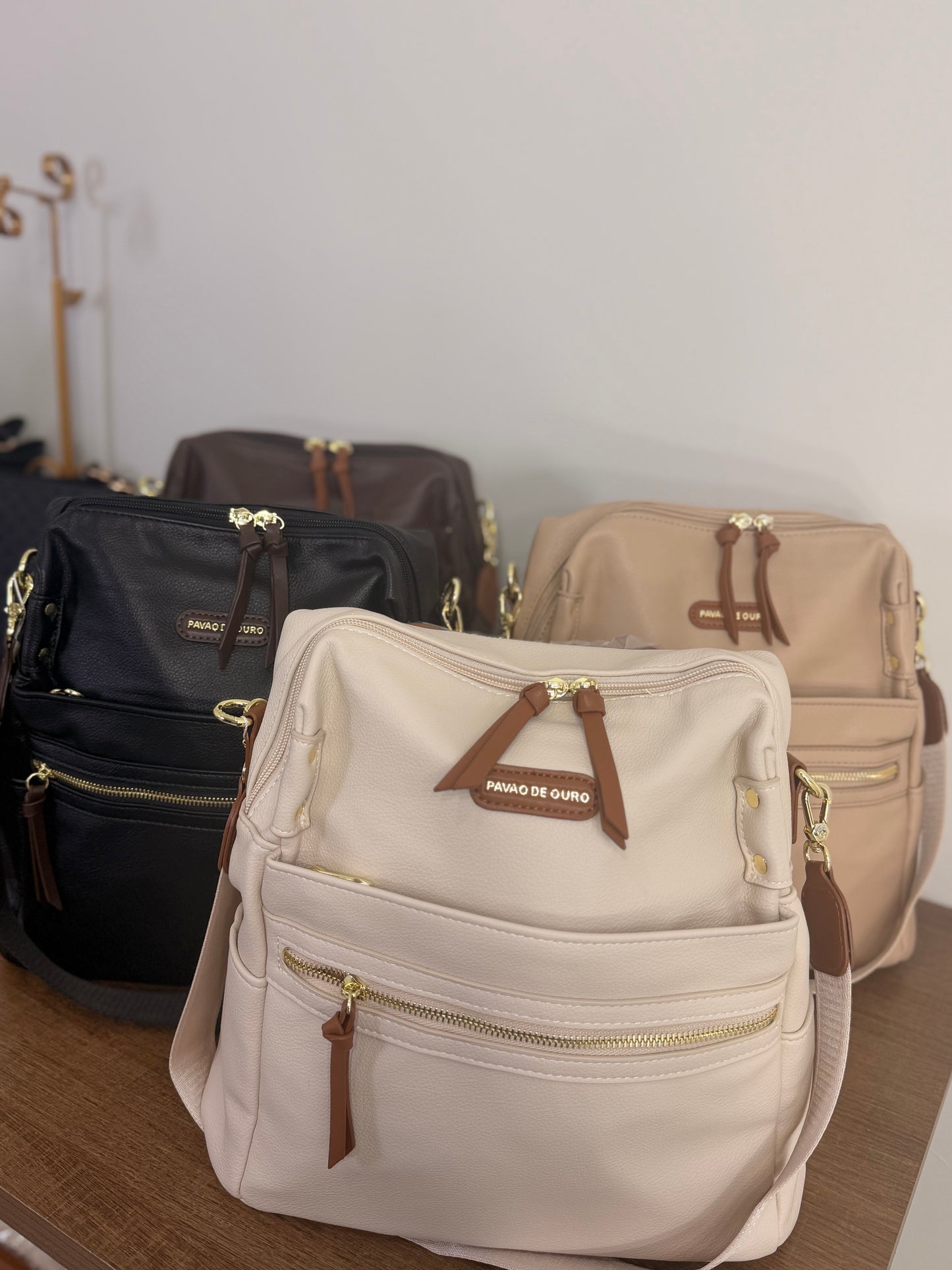 Bolsa mochila pavão de ouro